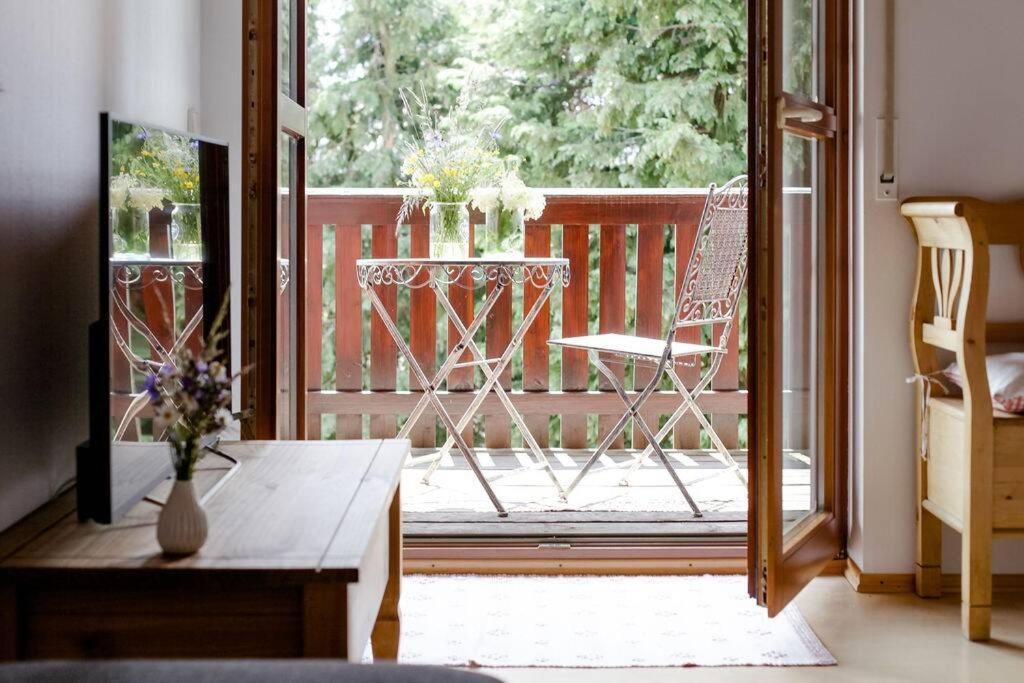 4-Zimmer-Ferienwohnung Waldbluemle Добель Экстерьер фото